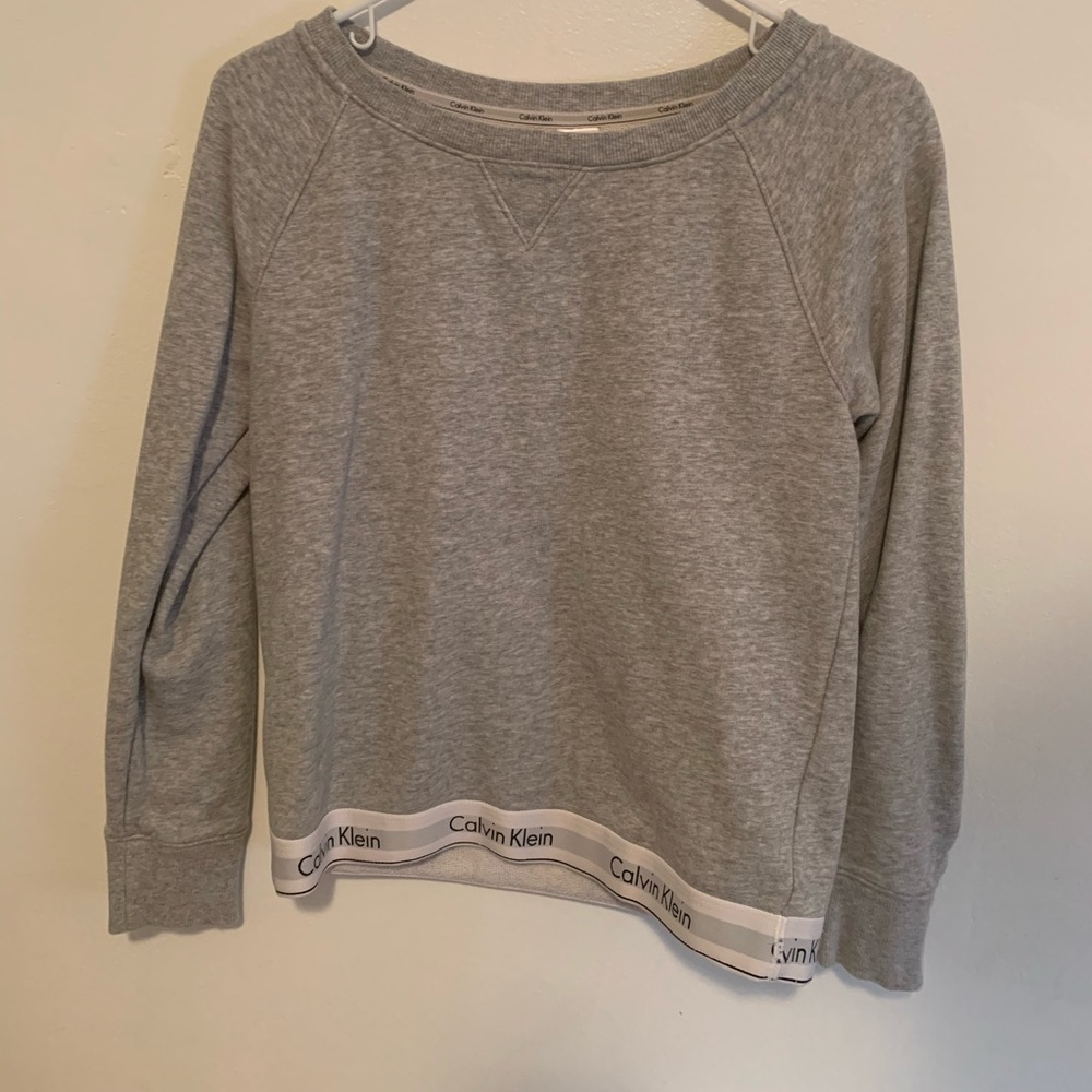 Small Calvin Klein crewneck